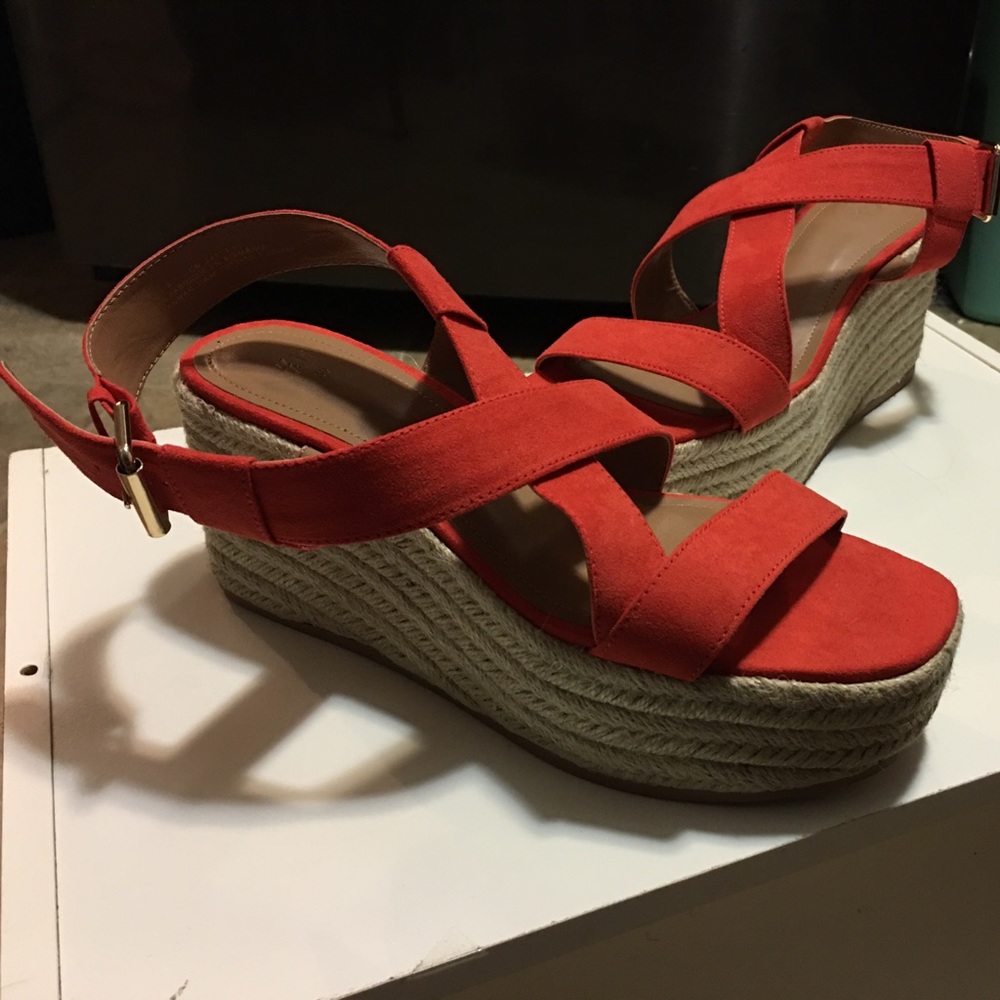 H&M Orange Wedge Sandal, Size 8.5 - Picture 3 of 12
